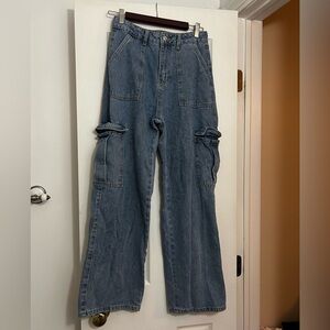 Medium wash cargo jeans